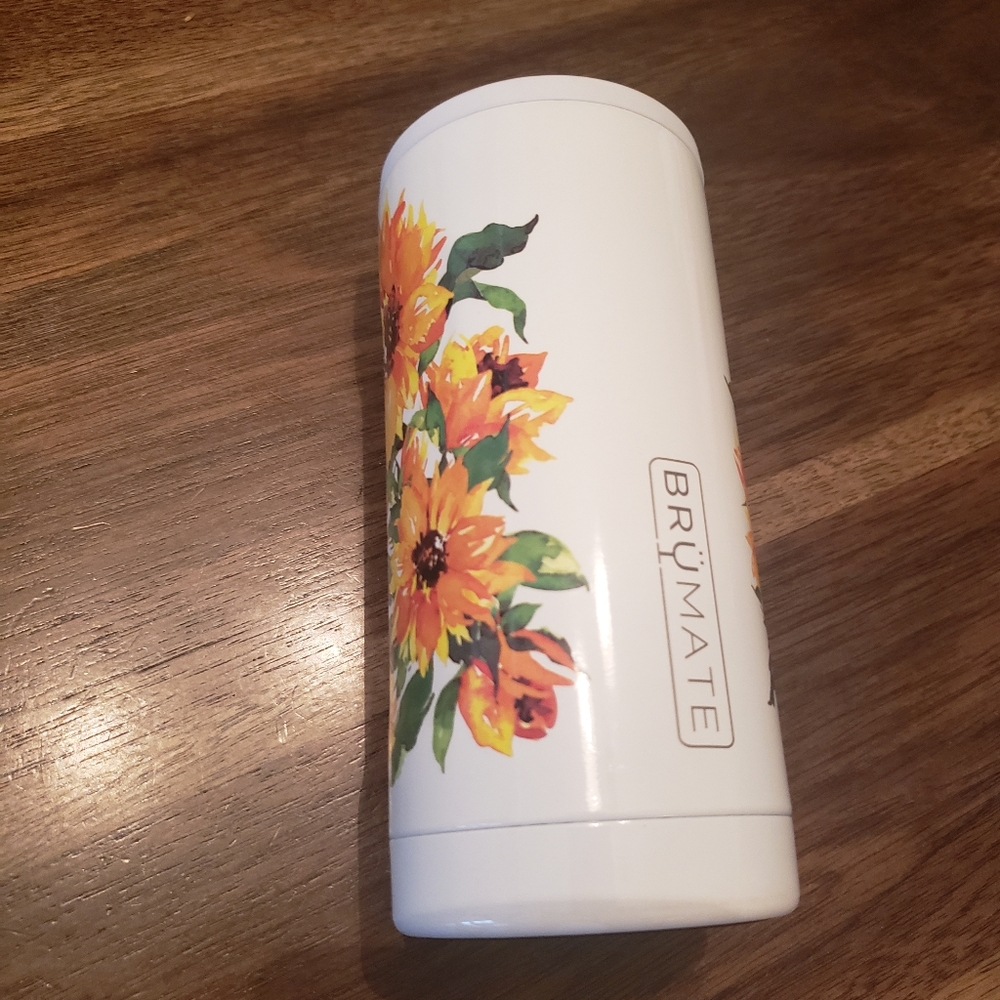 Slim can holder